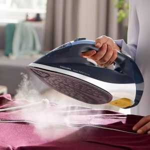 Steam Iron DST7030